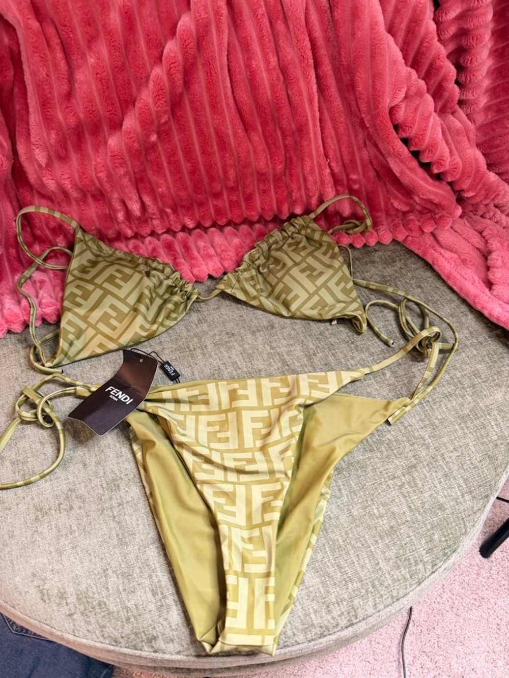 Bikini Set - Picture 2 of 2